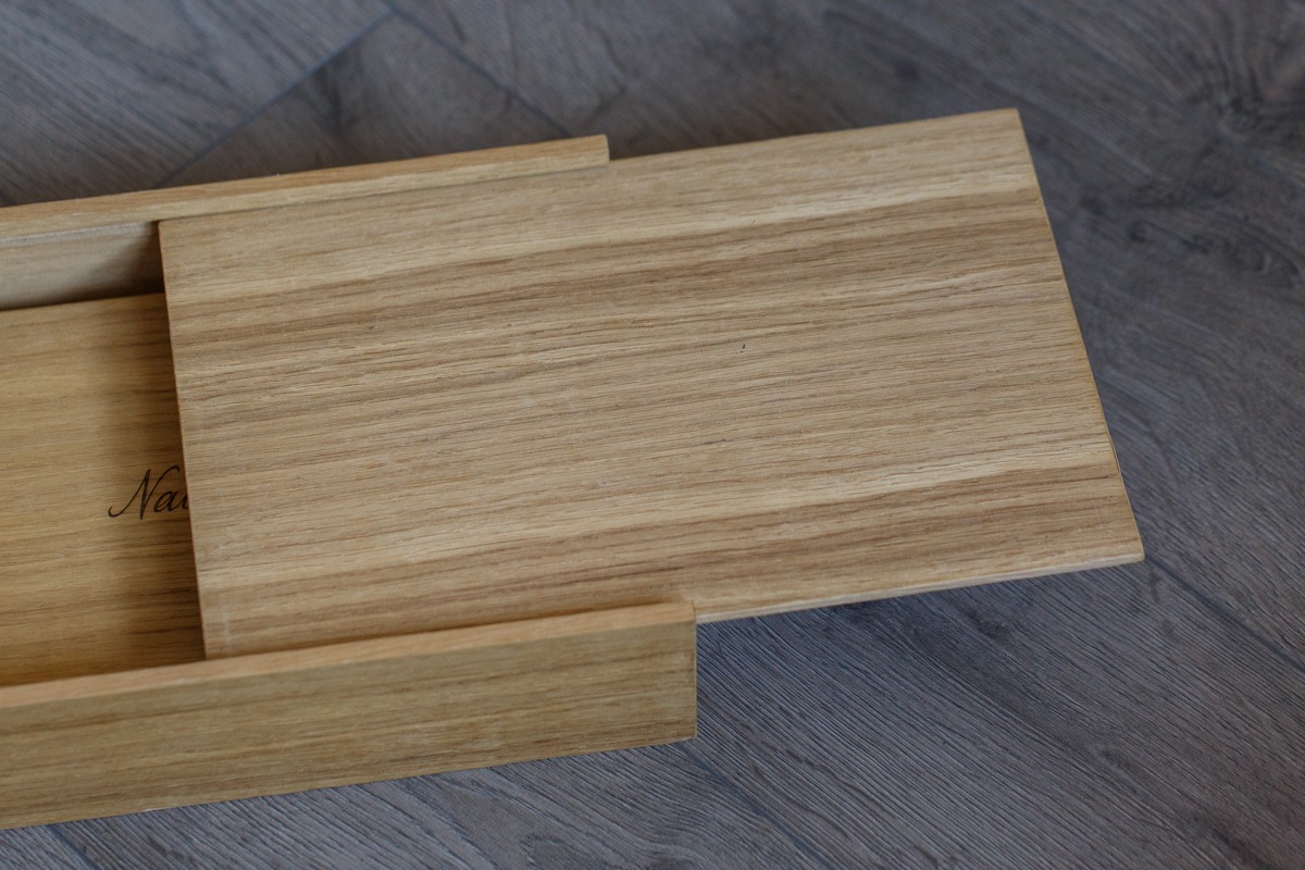 SkyBook Studio Standard Wood Box Graviranje UV Print