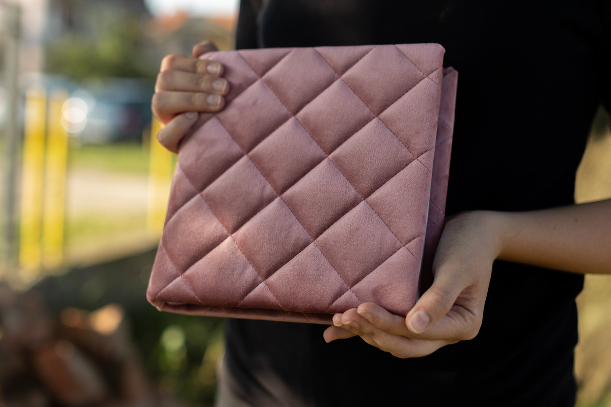 SkyBook Nevio Collection Pink