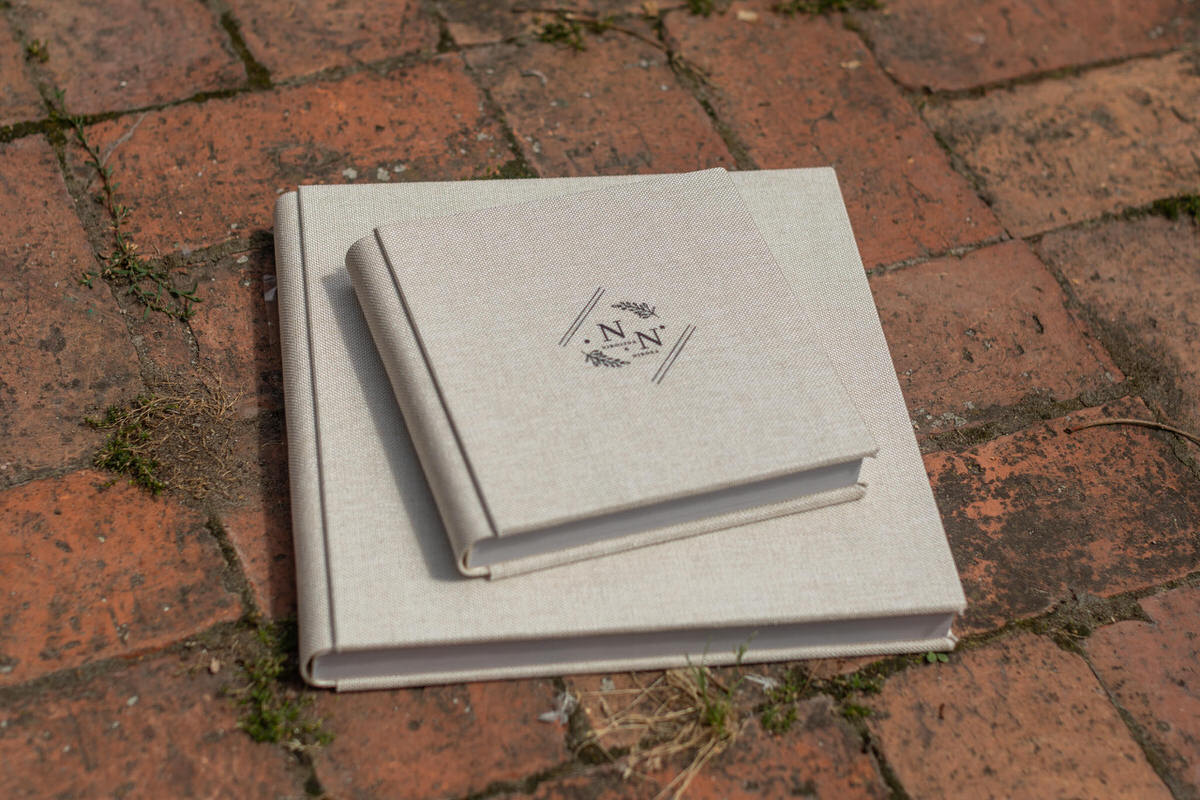 SkyBook Studio - Photobook Classic Canvas Cover UV Print