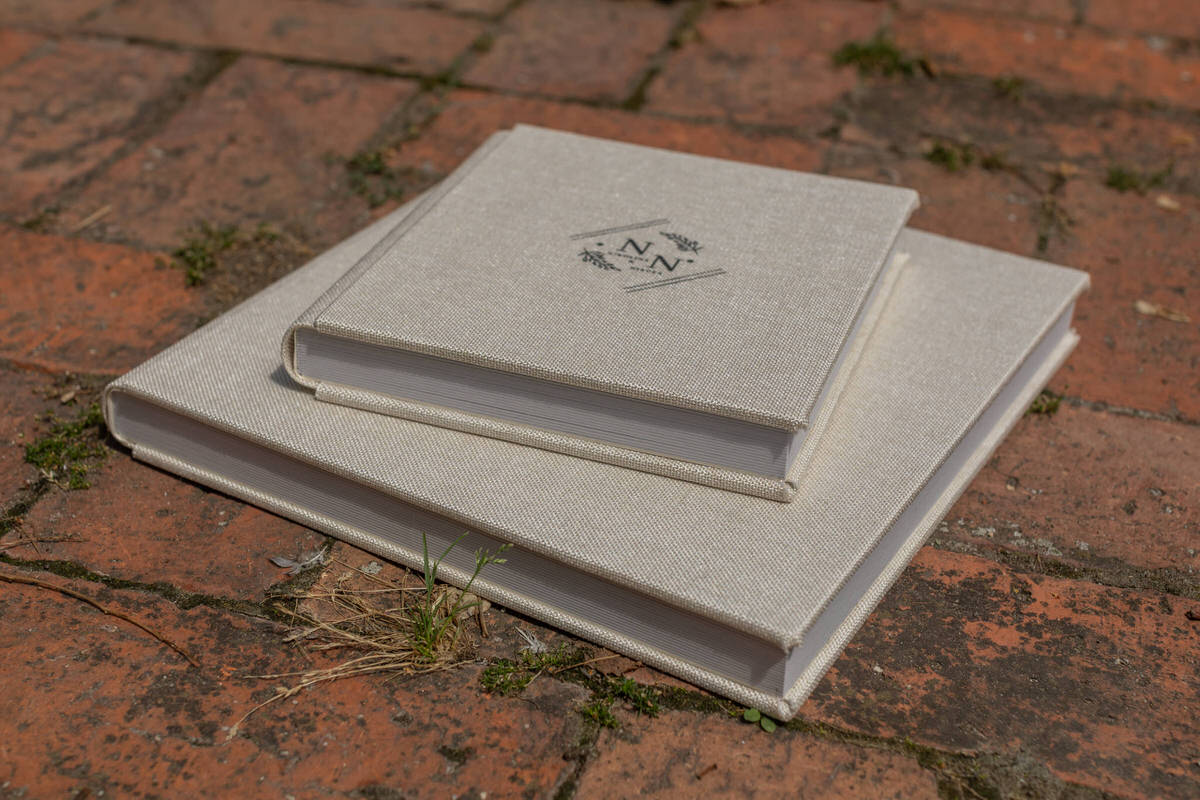 SkyBook Studio - Photobook Classic Canvas Cover UV Print
