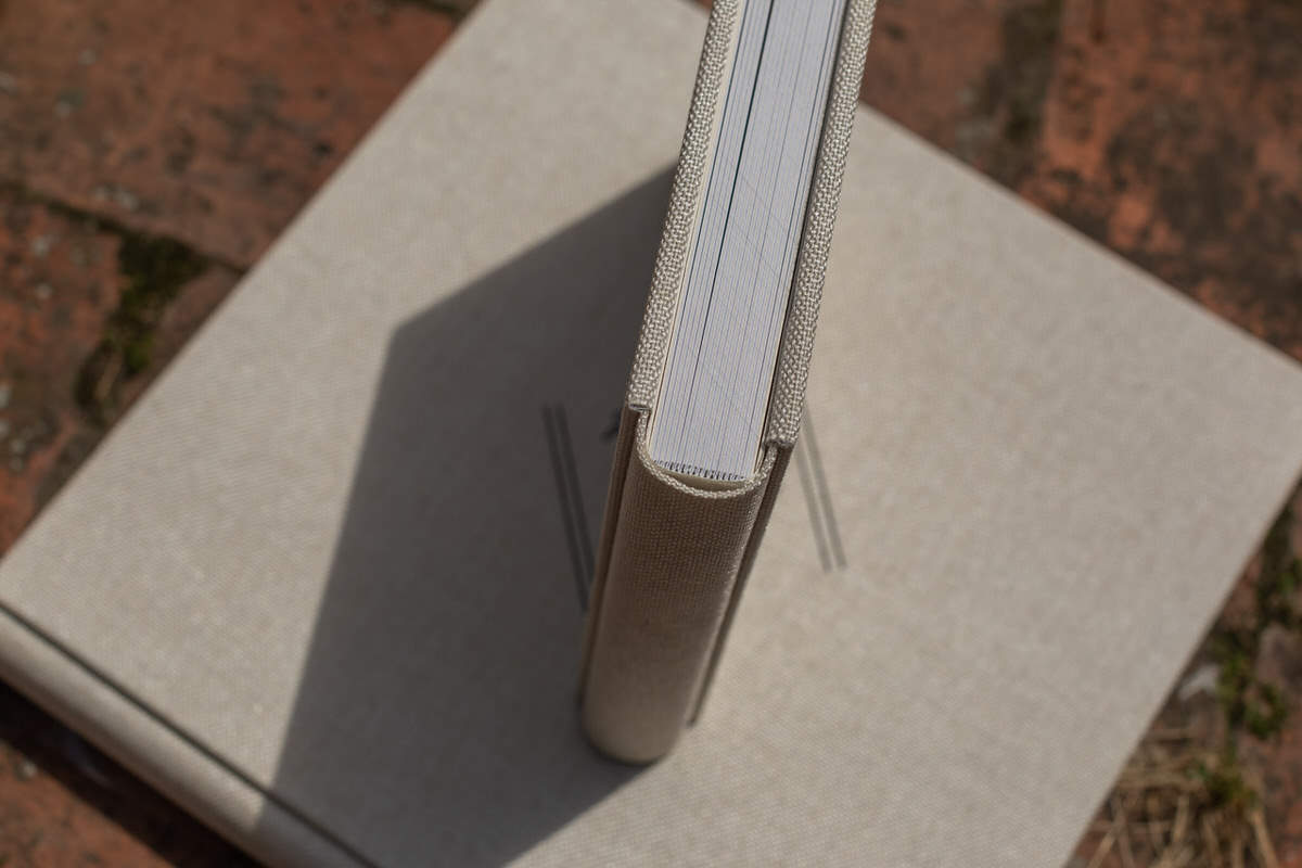 SkyBook Studio - Photobook Classic Canvas Cover UV Print