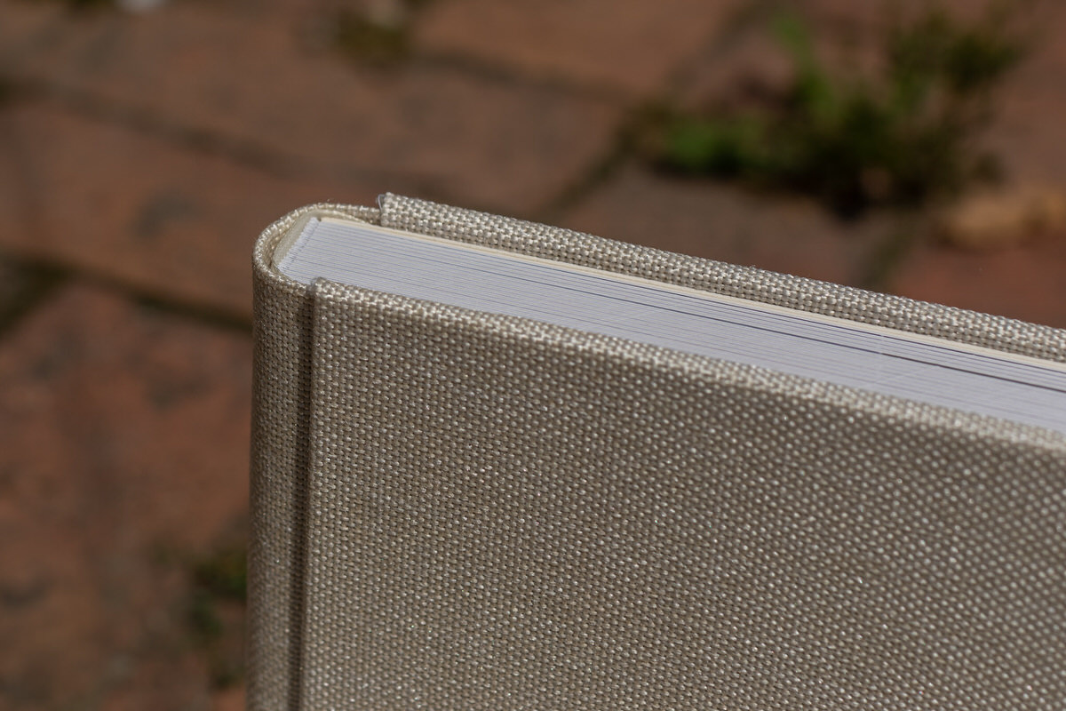 SkyBook Studio - Photobook Classic Canvas Cover UV Print